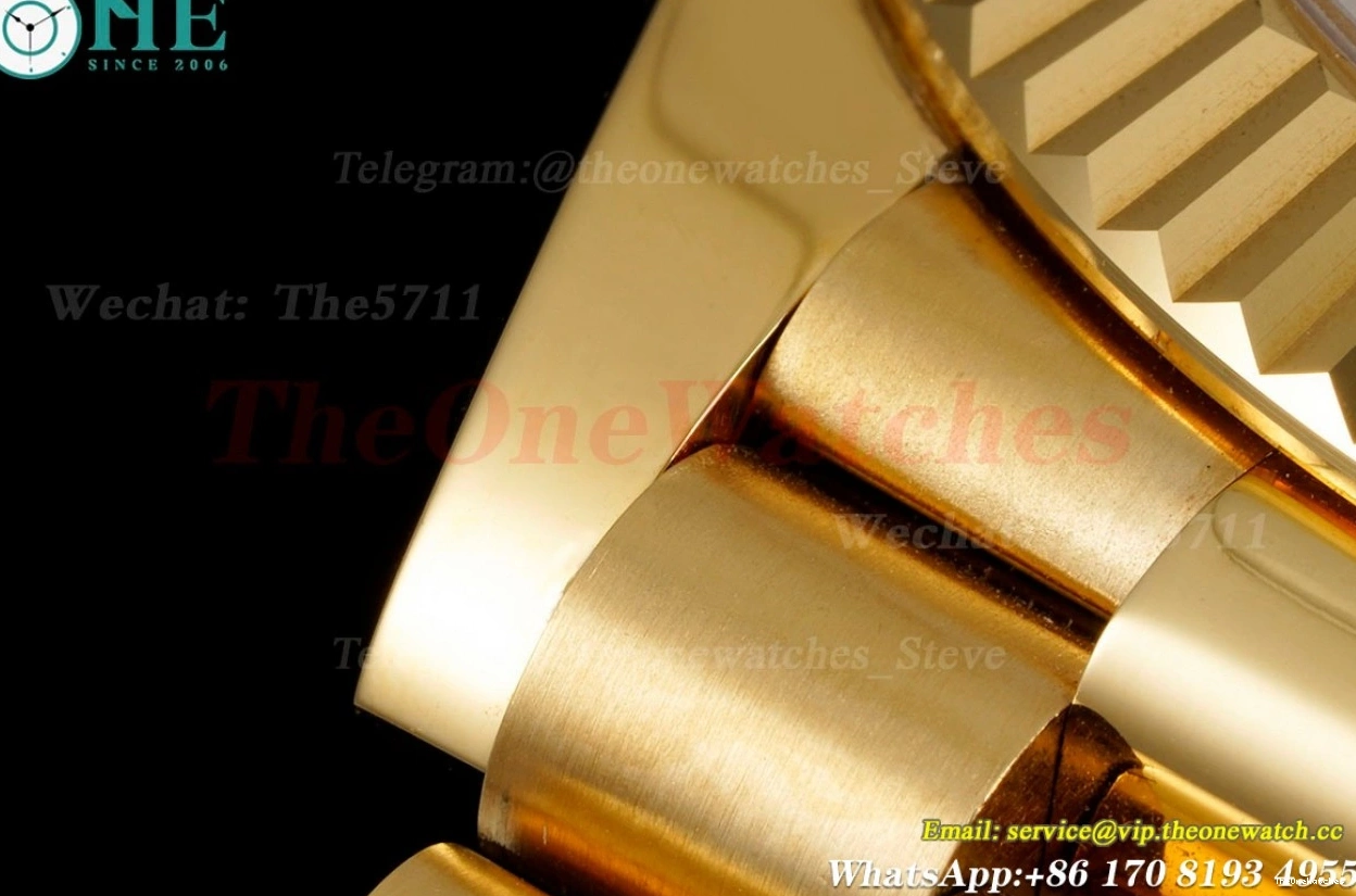 Textured DayDate Dial YG EWF YG 40mm A2836 Silver 0327